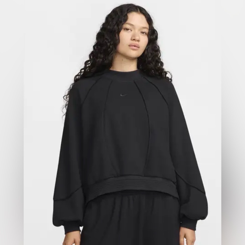 Nike Sportswear Center Swoosh Oversized French Terry Black Sweatshirt XS HTF